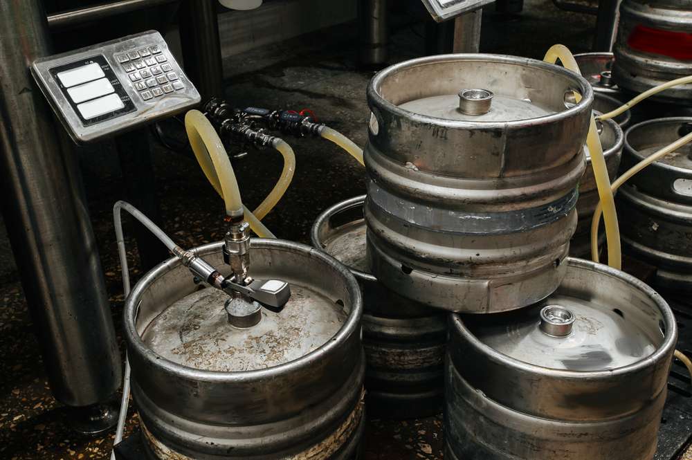What temperature do you keep kegs at